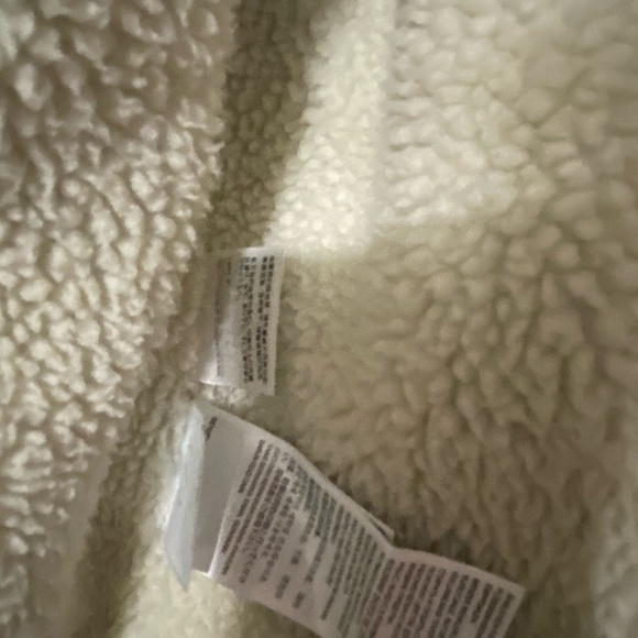 Levi's Men's Denim Sherpa Lined Insulated Trucker Denim Jacket, Light Wash, S - Picture 8 of 12